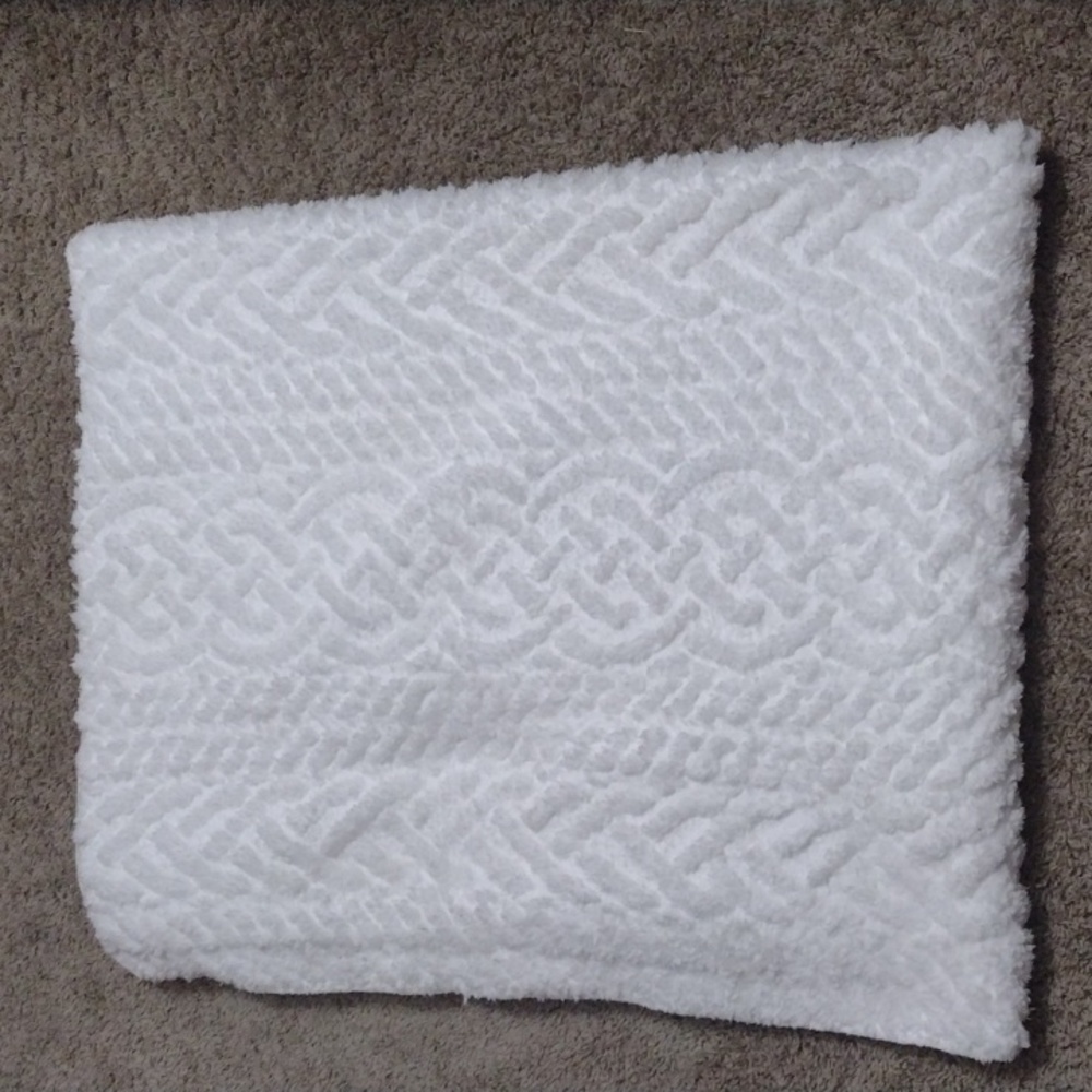 Fluffy White throw